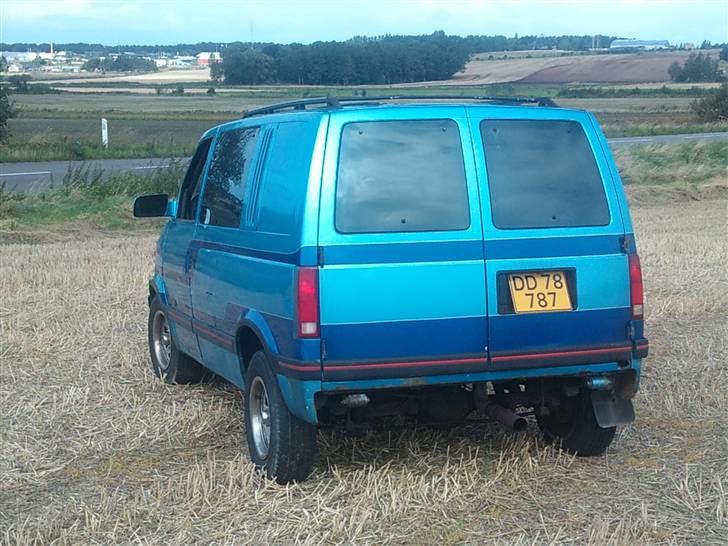 Chevrolet Astro van V8 ##SOLGT## - Som I kan se skal der en ny bagkofanger til. billede 3