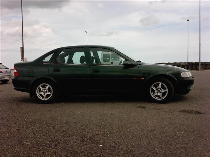 Opel Vectra B 1,6 *SOLGT* billede 5