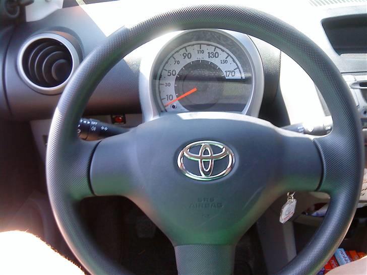 Toyota aygo 1,0+ 5dørs billede 3