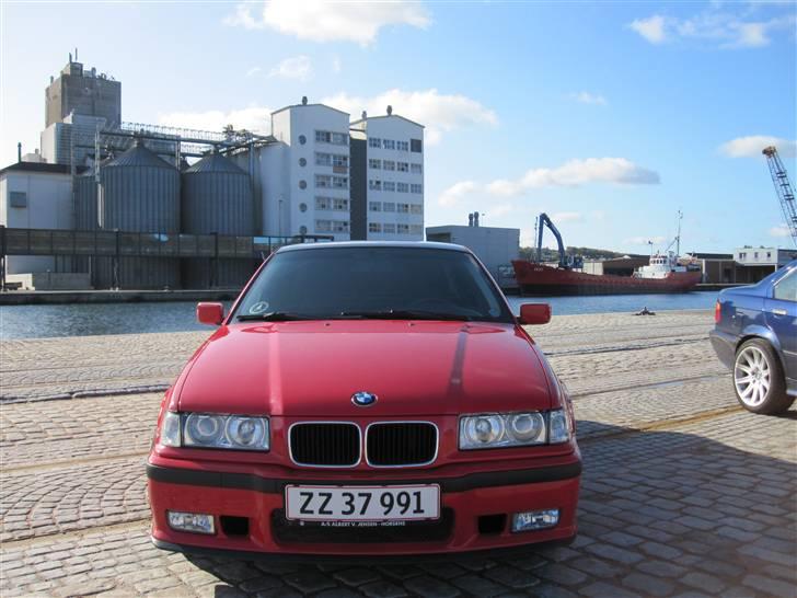 BMW E36 318is *TIDL. BIL* billede 1