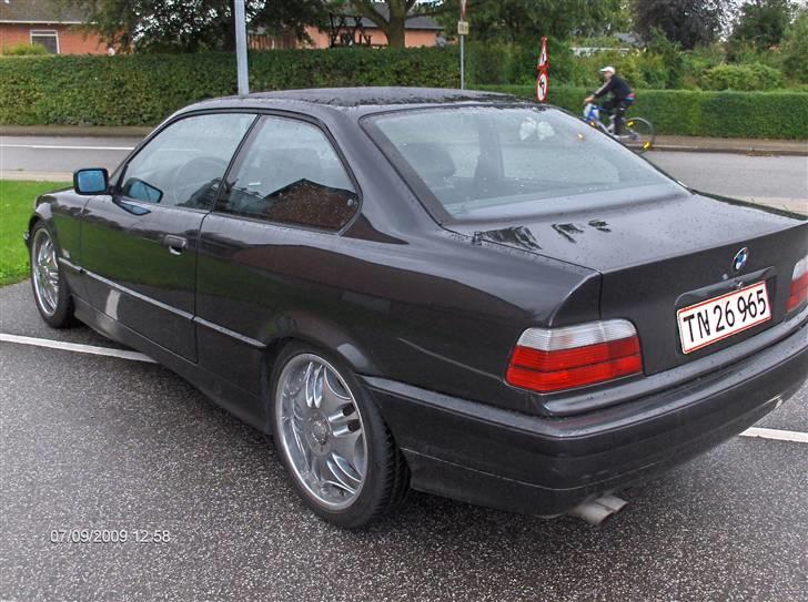 BMW 325i coupe solgt billede 4