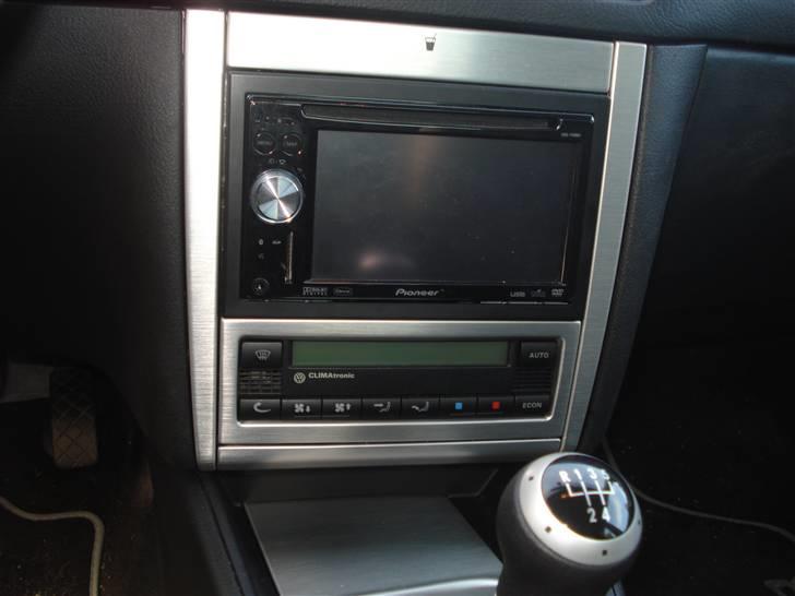 VW Bora 2,3 V5 *SOLGT* billede 10