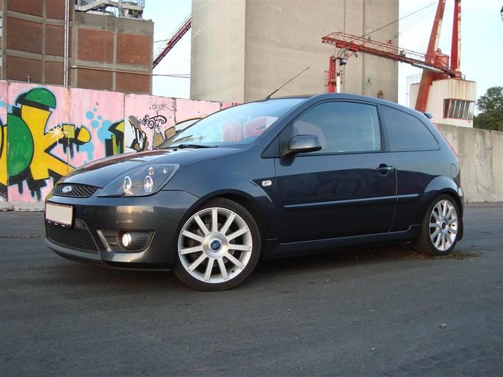 Ford Fiesta ST 2,0 16V billede 1