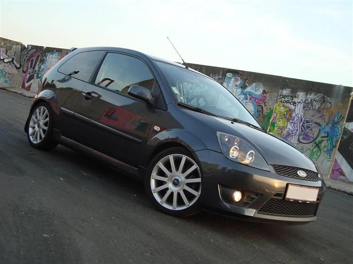 Ford Fiesta ST 2,0 16V billede 2