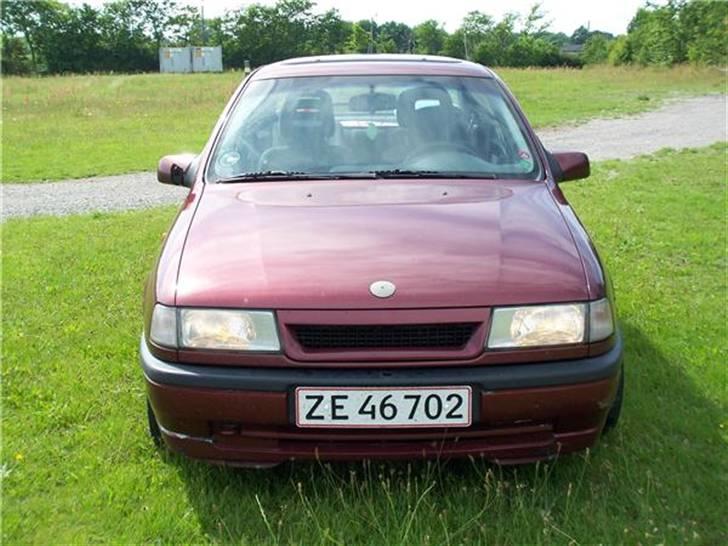 Opel Vectra 1.8i GLS billede 3