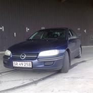 Opel Omega b 2,5 v6 