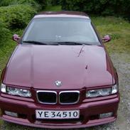 BMW 320 e36