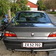 Peugeot 406 ST Sedan