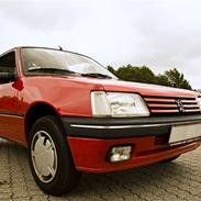 Peugeot 205 SOLGT