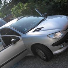 Peugeot 206 1,6 3.d SOLGT