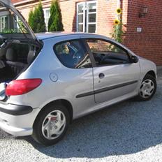 Peugeot 206 1,6 3.d SOLGT
