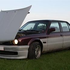 BMW E30 324d - solgt