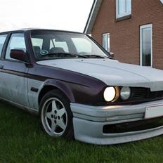 BMW E30 324d - solgt