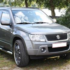 Suzuki Grand Vitara 24" Rims  