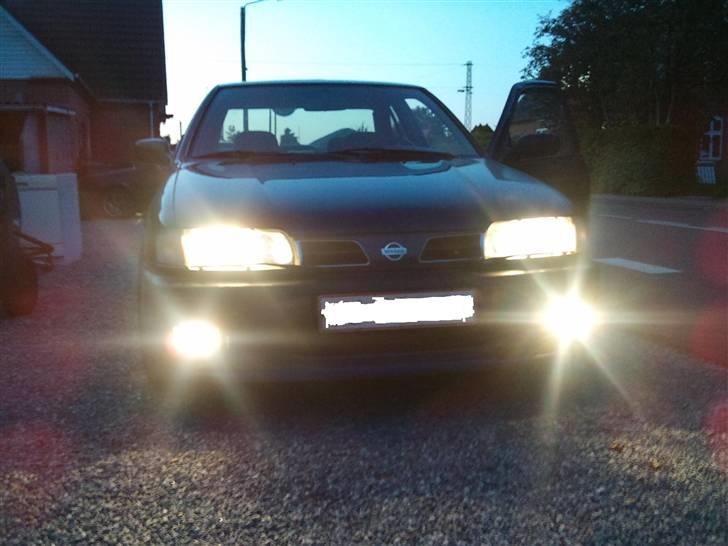 Nissan Primera LX <Totalskadet>  billede 1
