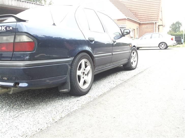 Nissan Primera LX <Totalskadet>  billede 4