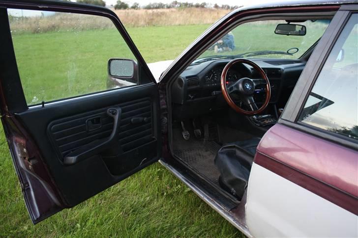 BMW E30 324d - solgt billede 8