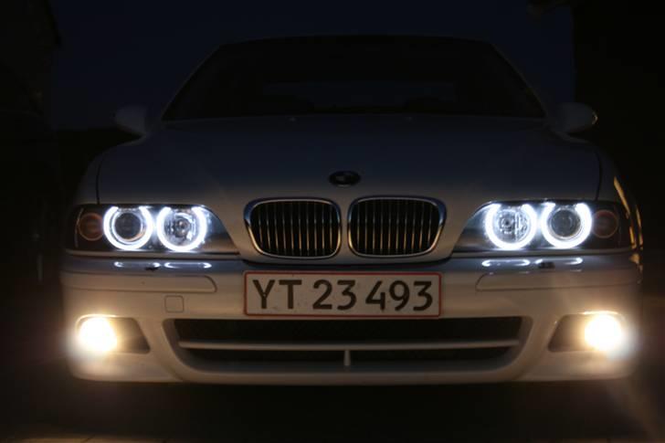 BMW 528 i SOLGT billede 9
