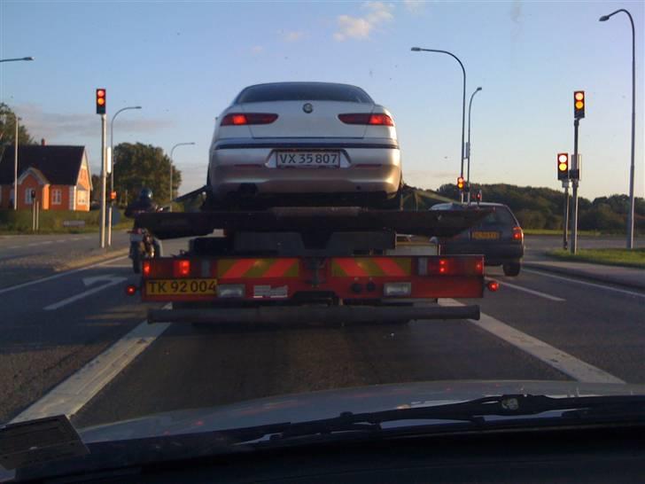 Alfa Romeo 156 2,0 T.Spark **solgt** - køøøøøøøb deen !!!!  trækakslen gik :( billede 17