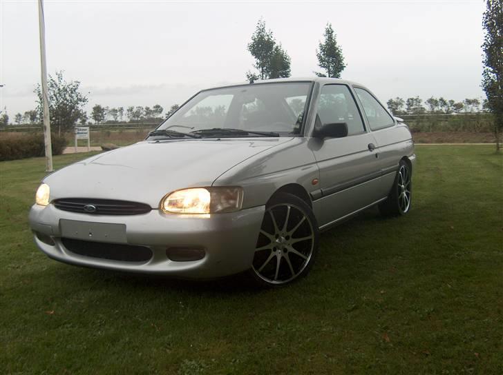 Ford Escort 1.8 16v SOLGT - nyt billede 13