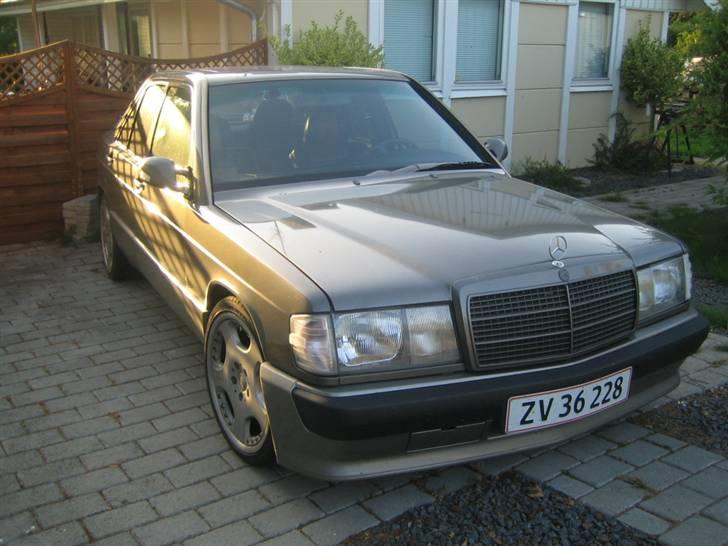 Mercedes Benz 190E  billede 1