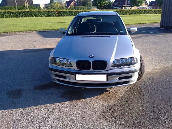BMW 318i e46 billede 1