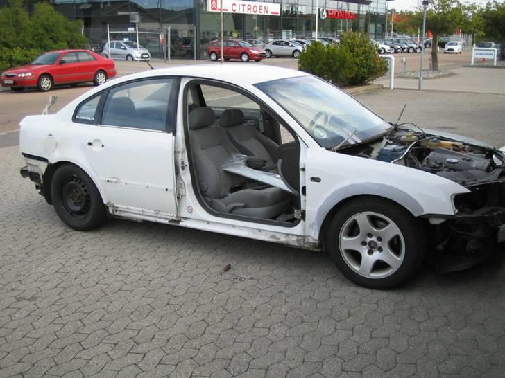 VW passat 1,8t SOLGT billede 4