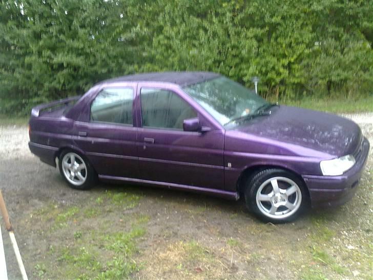 Ford orion solgt billede 2