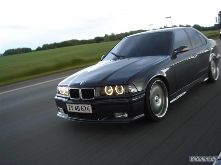 BMW 318i e36 [Tidl. bil] - da der var tonet ruder hele vejen rundt :)  billede 15