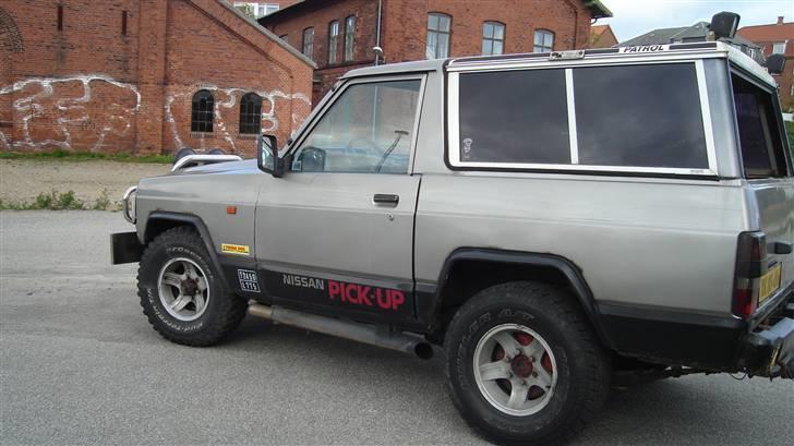 Nissan patrol ( SOLGT )  billede 3