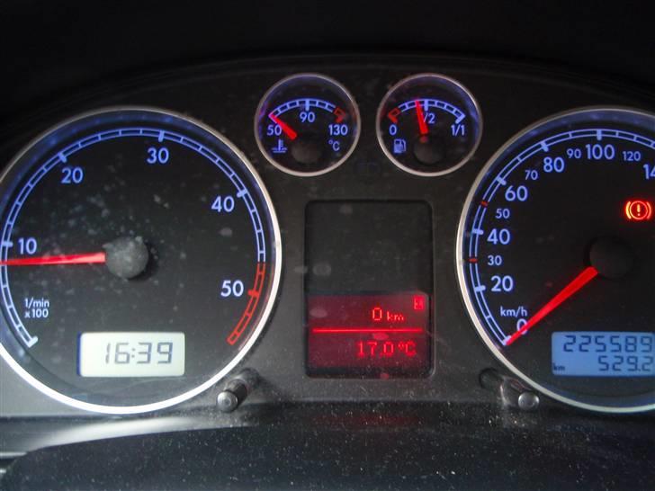 VW Passat TDI 130 hk solgt  billede 15