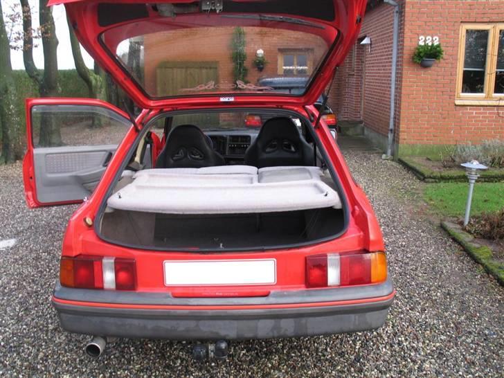 Ford Sierra XR4I. Solgt.... billede 11