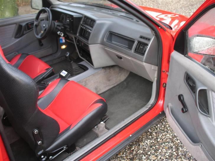 Ford Sierra XR4I. Solgt.... billede 14