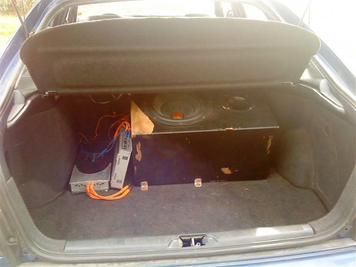 Toyota carina e billede 13