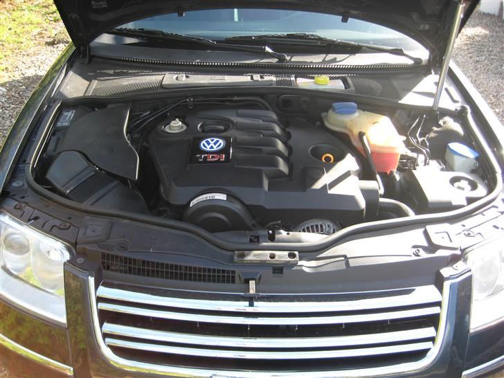 VW PASSAT 3BG TDI Airride "solgt" billede 8