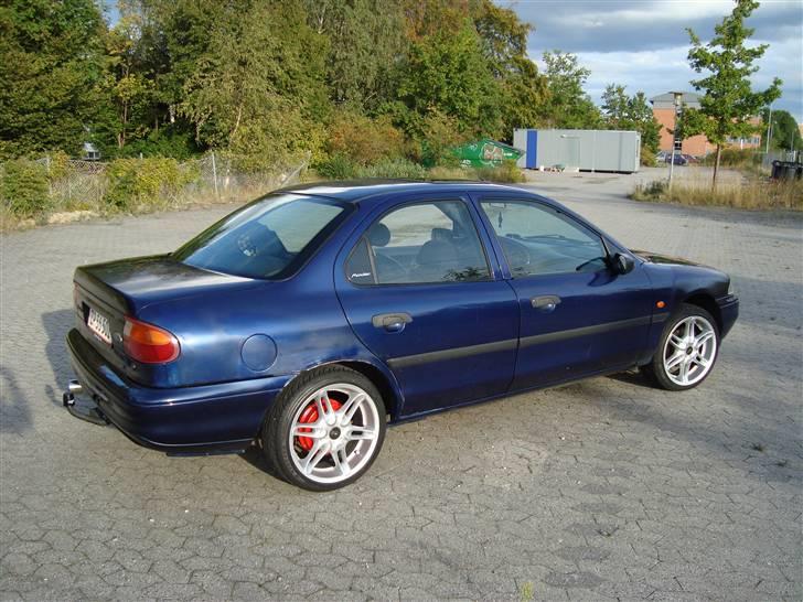 Ford Mondeo 1,8 CLX *SOLGT* billede 3