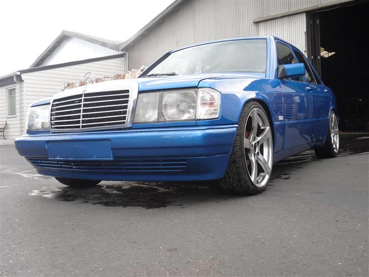 Mercedes Benz 190E billede 1