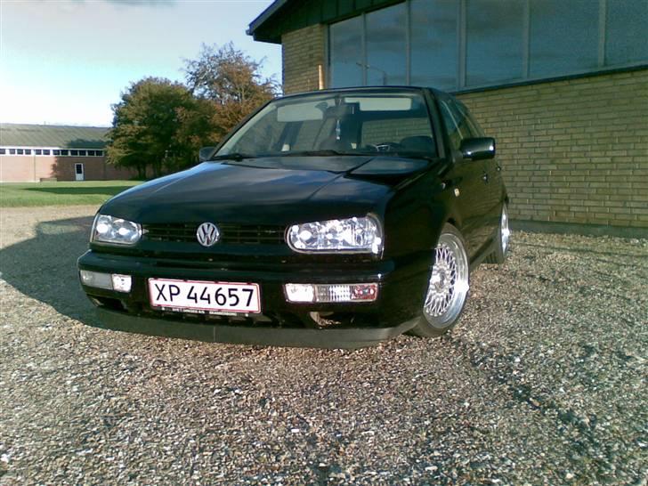 VW Golf 3 1,8 8v Solgt billede 1