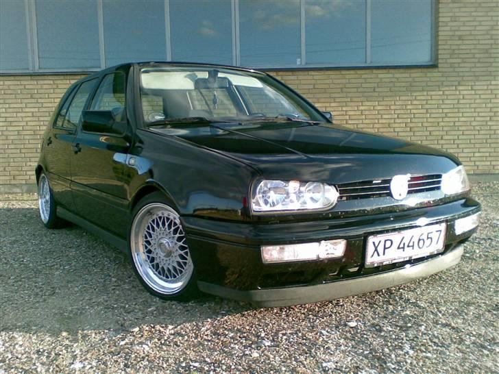 VW Golf 3 1,8 8v Solgt billede 4