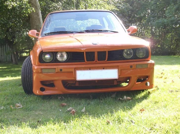 BMW e30 325i (SOLGT) billede 7