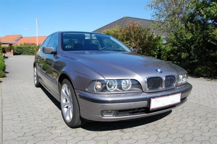 BMW 528i steptronic (e39) billede 2