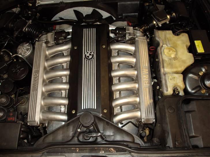 BMW E32 750I billede 9