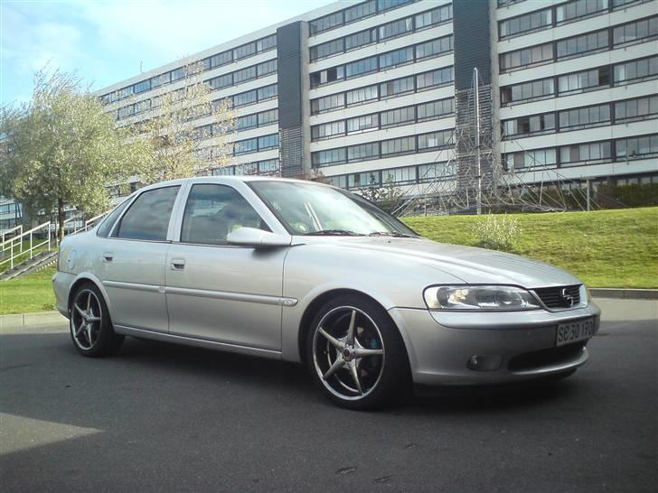 Opel Vectra B "Solgt" billede 4
