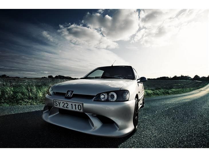 {{currentPhoto.altText}} billede {{currentPhoto.number}}