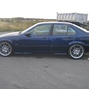 BMW 318i E36 sedan solgt
