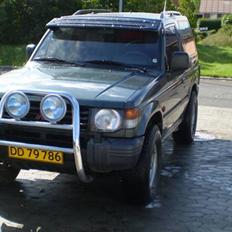 Mitsubishi pajero