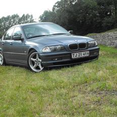 BMW 328i DØD