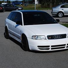 Audi S4 Avant Quattro