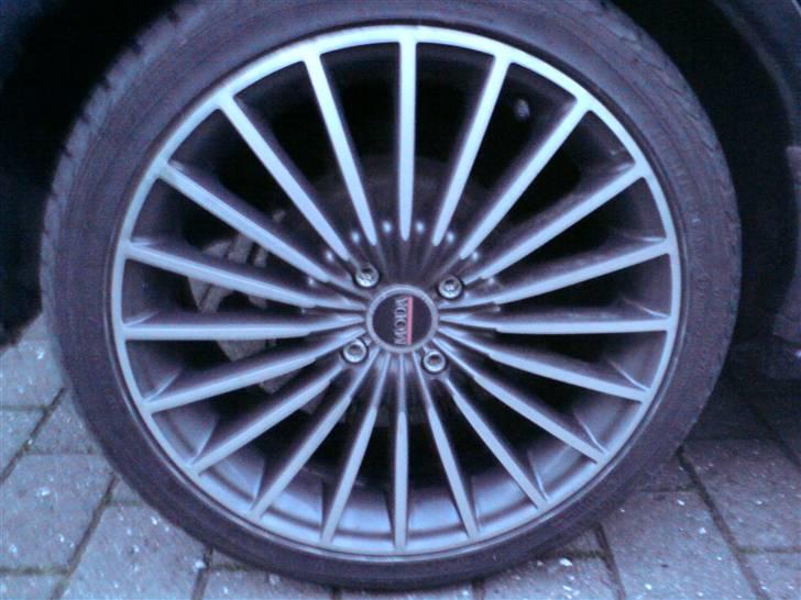 Mazda 323 F billede 4