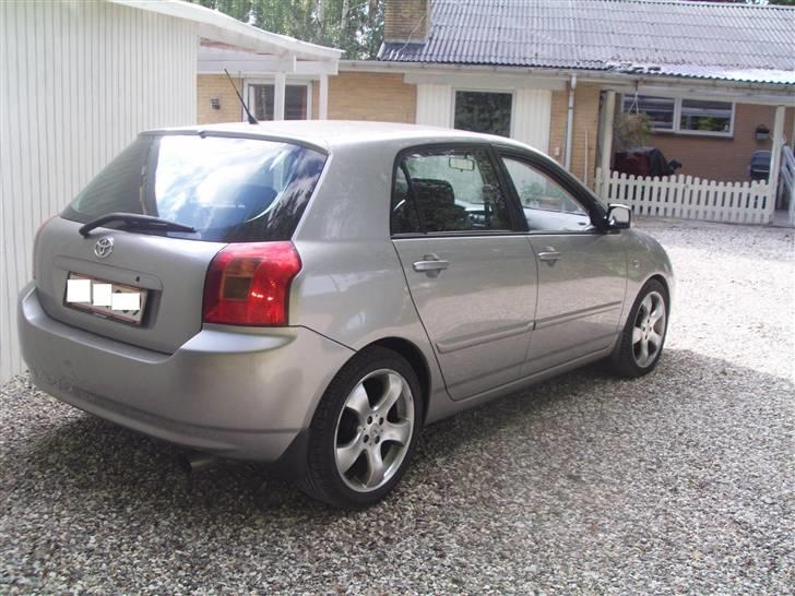 Toyota Corolla T-sport *solgt* billede 4